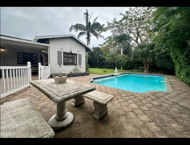 5 BEDROOM HOUSE FOR SALE IN MEER EN SEE